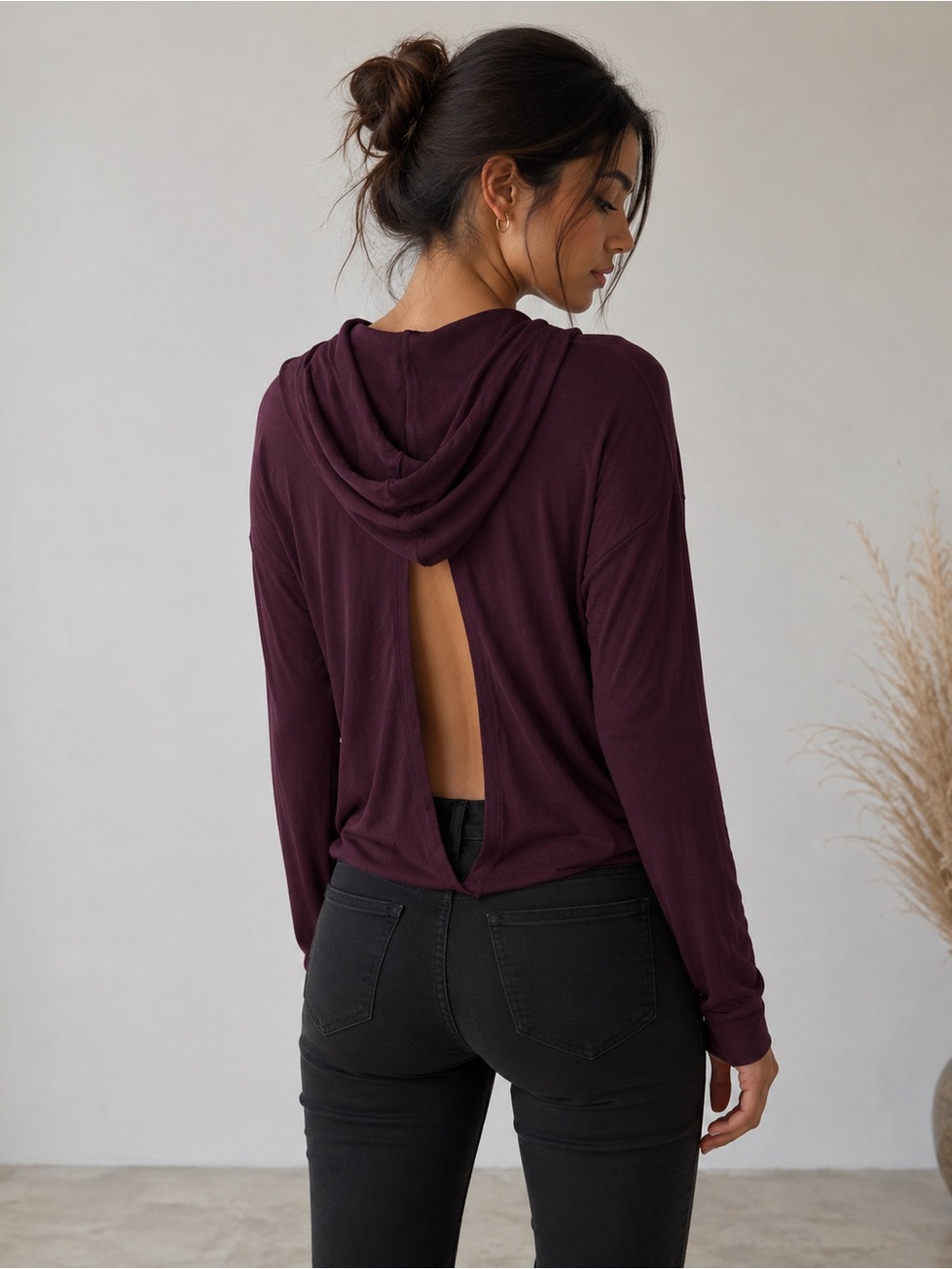 New York & Company Deep Plum Open-Back Hooded Long Sleeve Top